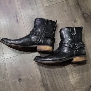 Buckle District 3 men's "Asher" boots size 13